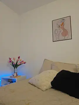 Victoria Evanss online show from 05.25.26