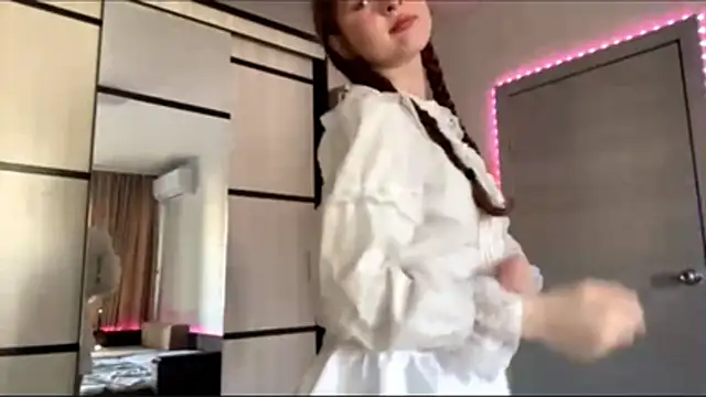 LynHaller online show from 03.13.26