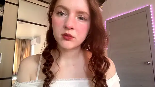 LynHaller online show from 03.14.26