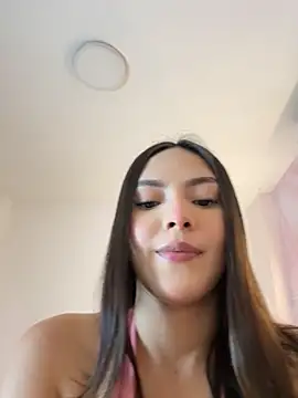 Adalyn Cute online show from 05.17.26