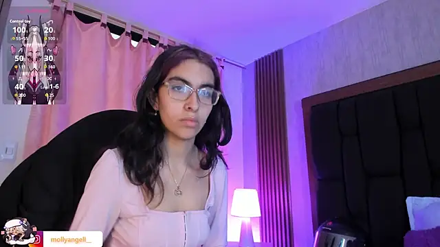 Molly A online show from 06.30.26