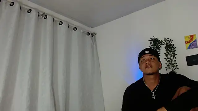 Snapshot of deaross_ chatting on 03.28.26 deaross online show from 03.28.26