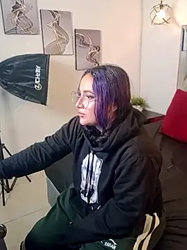 Liily Foxxy online show from 06.27.26