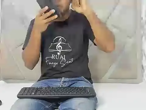 SadieAndJason online show from 03.17.26