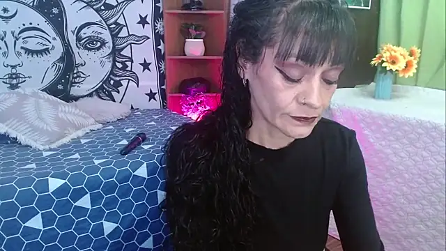  Alexandra Jones online show from 05.27.26