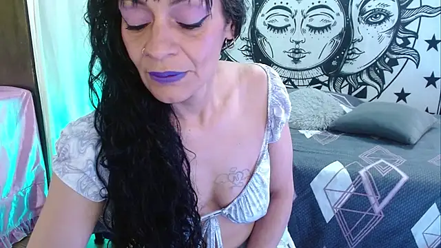  Alexandra Jones online show from 07.20.26