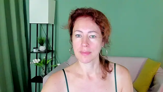 Snapshot of LeticiaRomano chatting on 07.30.26 LeticiaRomano online show from 07.30.26