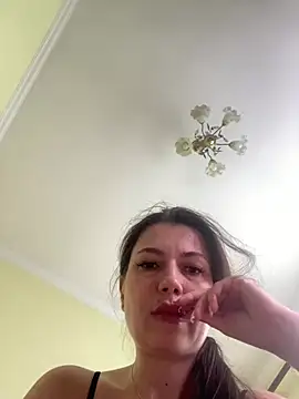 Snapshot of Cutee_Erika chatting on 07.04.26 Cutee Erika online show from 07.04.26