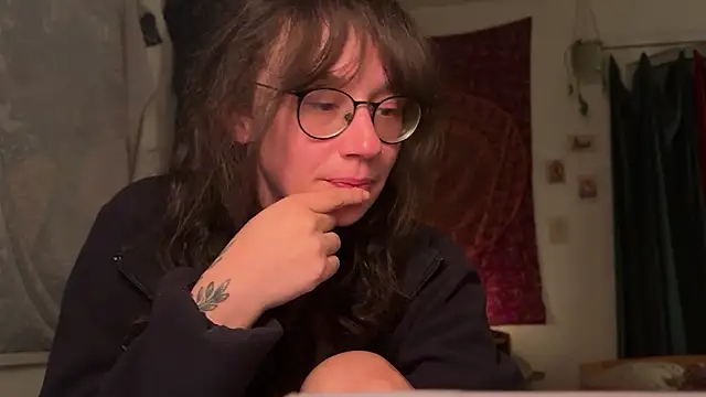 nyxo  online show from 04.28.26