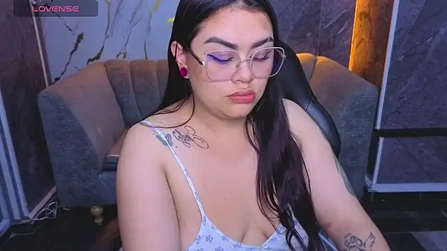 Samantha Roberts b online show from 03.14.26