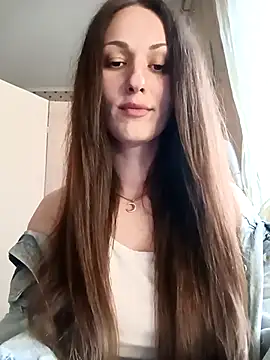 LunaCrystall online show from 04.18.26