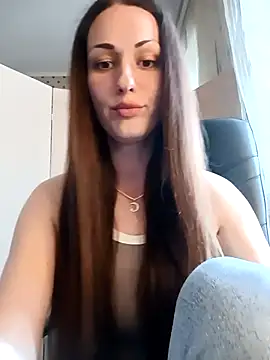 LunaCrystall online show from 05.02.26