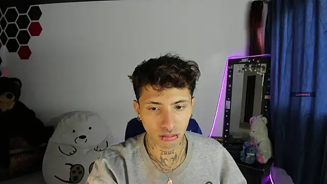 Wall ee- online show from 03.13.26