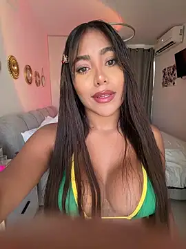 SaraValentina11 online show from 04.01.26