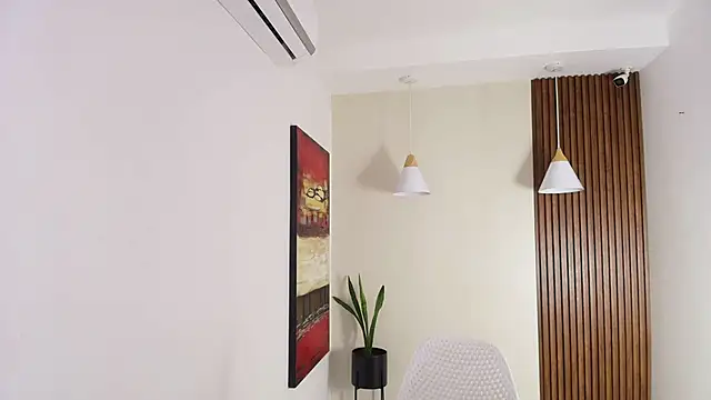 Astrid Black online show from 03.13.26