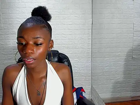 Helen Aguilar online show from 03.16.26