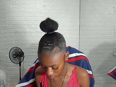 Helen Aguilar online show from 03.19.26