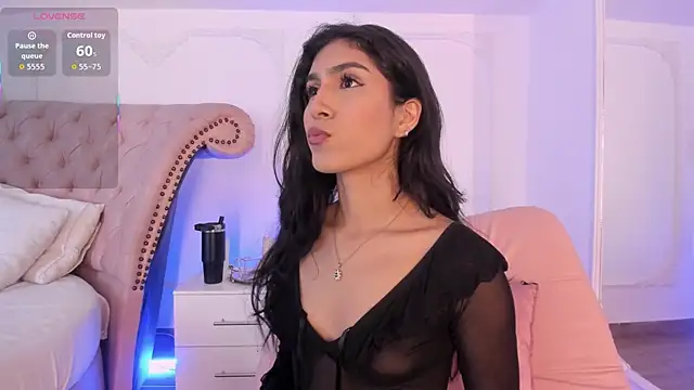 Snapshot of LucianaBlanco_ chatting on 06.14.26 LucianaBlanco online show from 06.14.26