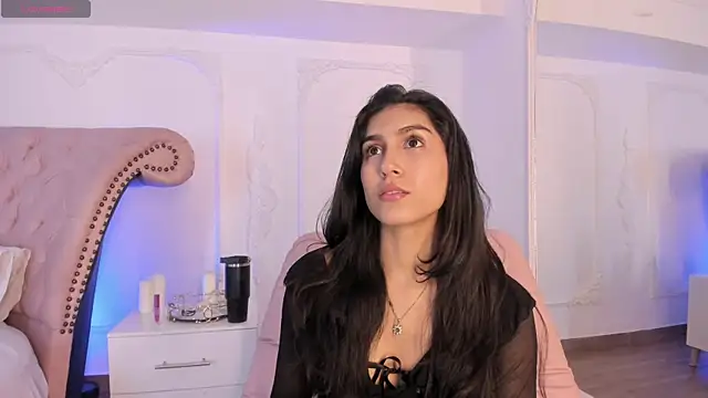 Snapshot of LucianaBlanco_ chatting on 06.20.26 LucianaBlanco online show from 06.20.26