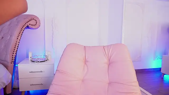 Snapshot of LucianaBlanco_ chatting on 07.05.26 LucianaBlanco online show from 07.05.26