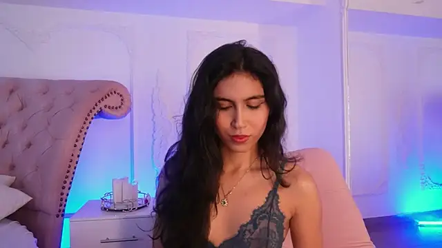 Snapshot of LucianaBlanco_ chatting on 07.29.26 LucianaBlanco online show from 07.29.26