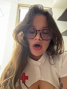 Tallulah Kinky online show from 07.18.26