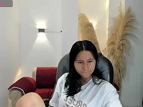 Snapshot of isabella_grace18 chatting on 05.23.26 isabella grace18 online show from 05.23.26