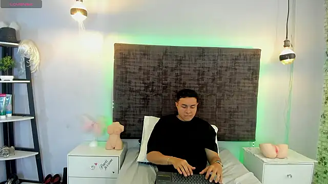 baby west online show from 03.15.26