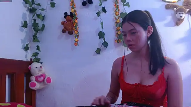 Draculaura X online show from 04.22.26