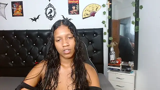Luna Ebony  online show from 03.14.26