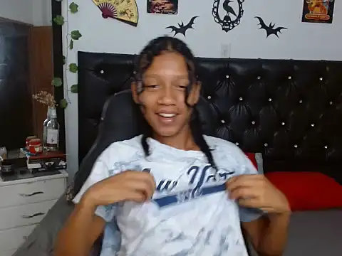 Luna Ebony  online show from 03.16.26