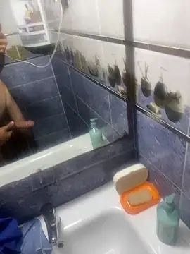 Snapshot of Achrafsad9i chatting on 03.22.26 Achrafsad9i online show from 03.22.26