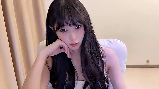 xiaooyee online show from 04.12.26