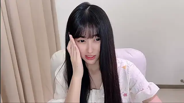 xiaooyee online show from 06.01.26