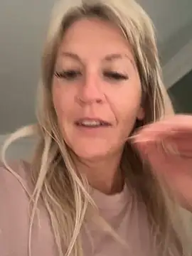 AtomBlondy online show from 06.10.26