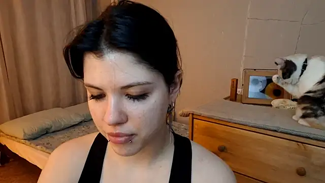 MiaTemptress online show from 04.30.26