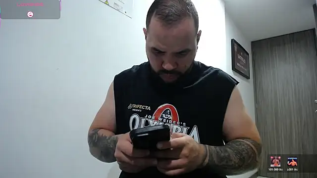 Axel Dominus online show from 07.06.26