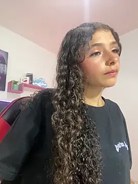 Snapshot of LINDA_EF chatting on 03.13.26 LINDA EF online show from 03.13.26