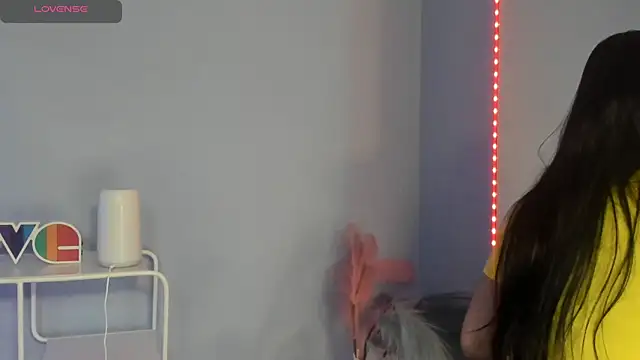 Rachel Wren online show from 07.03.26