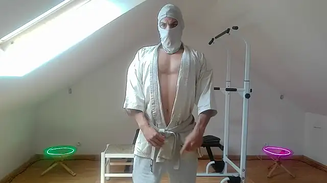 NinjaLaser online show from 06.05.26