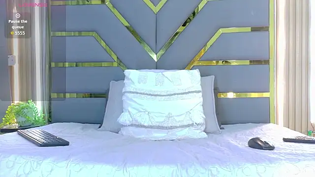 Oliver bigblack cock online show from 03.13.26