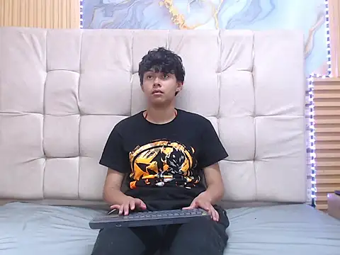 mauren icarus online show from 03.16.26