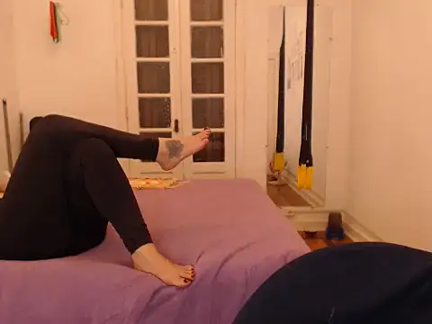 Polyglot Goddess online show from 03.19.26