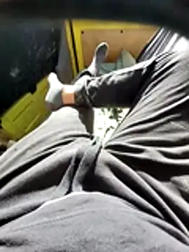 Snapshot of Rafal100 chatting on 04.03.26 Rafal100 online show from 04.03.26