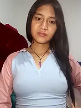 KarolaMendez online show from 06.18.26