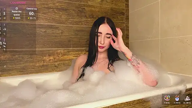 LizzyMooore online show from 05.08.26