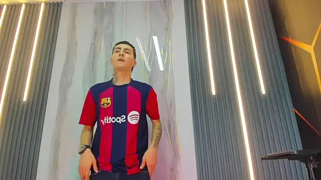 guys hard cock19 online show from 03.12.26