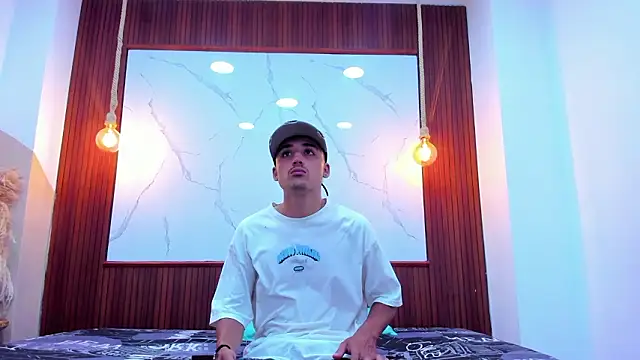 Hadrian Torres online show from 03.16.26