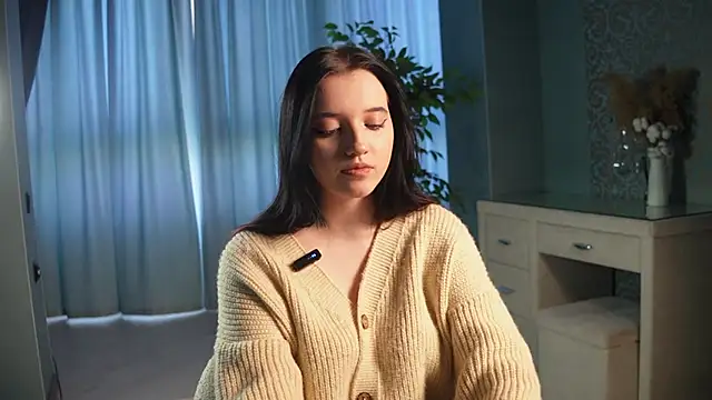 AnnabelScalia online show from 03.15.26