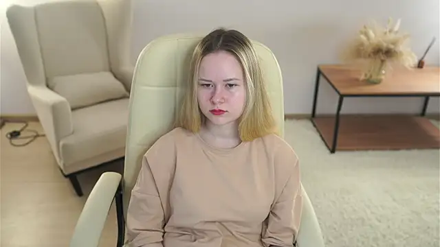 Snapshot of StellaLy chatting on 03.31.26 StellaLy online show from 03.31.26